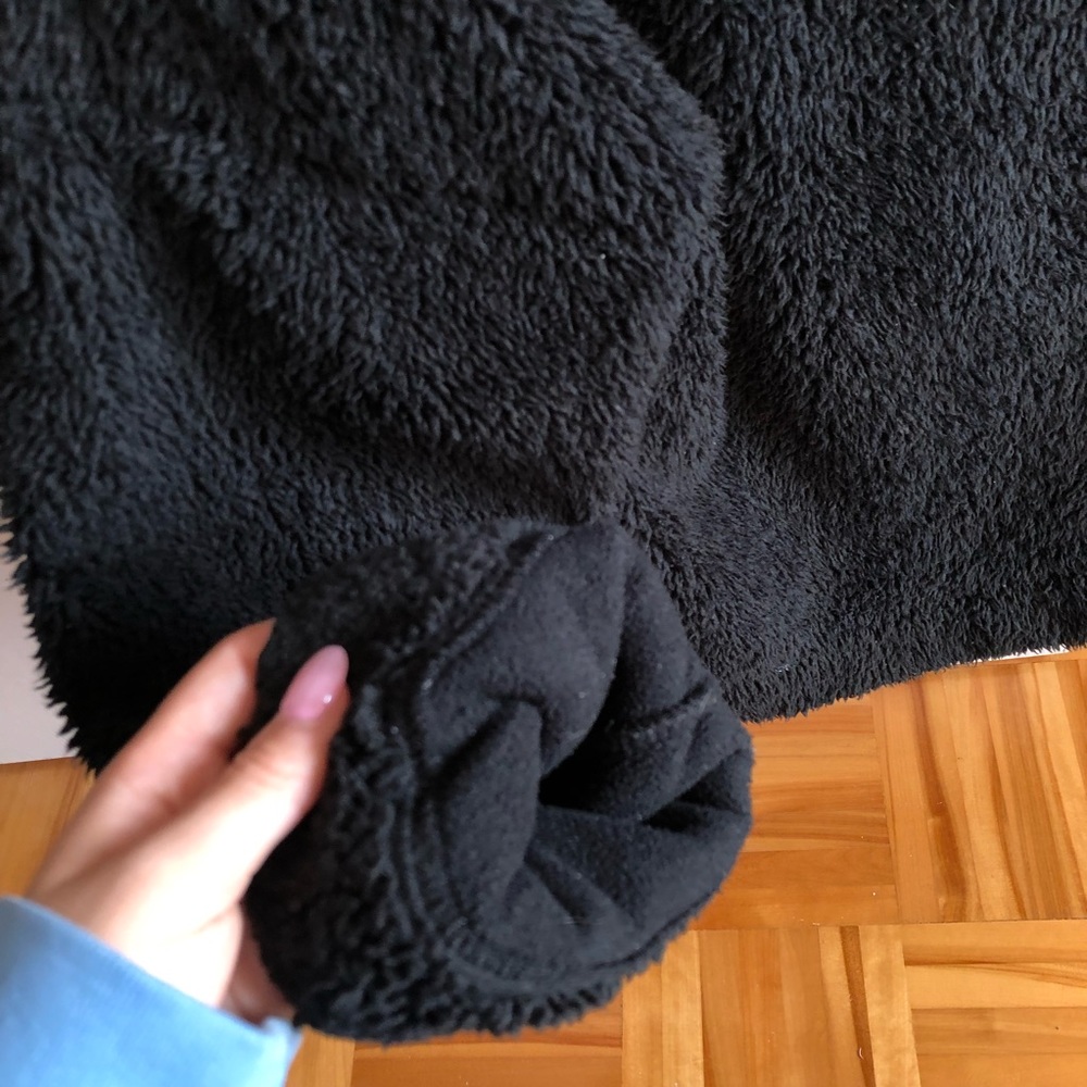 Super Soft Sweater🖤 - Picture 5 of 5